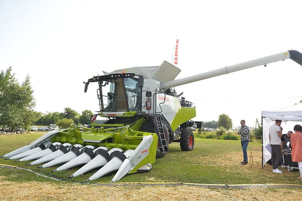 Технології, техніка, перспективи нішевих культур і перша презентація CLAAS TRION 730 - як пройшло Свято Врожаю Agro Techno 2021