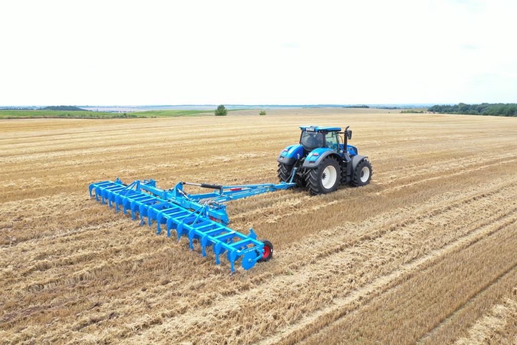 Унікальна технологія проєкту FreeFarm забезпечує живлення та вегетацію рослин на вищому рівні