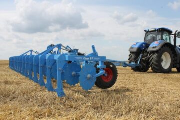 Унікальна технологія проєкту FreeFarm забезпечує живлення та вегетацію рослин на вищому рівні