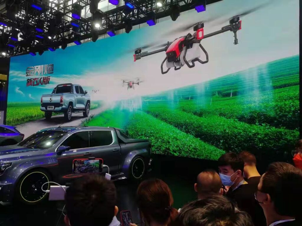 XAG та HAVAL презентували лінійку фермерських авто для транспортування бригади дронів