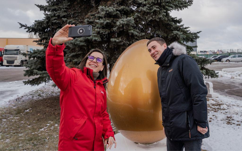 Міністр аграрної політики та продовольства України Роман Лещенко та Посол Канади в Україні Лариса Галадза відвідали “Овостар Юніон”