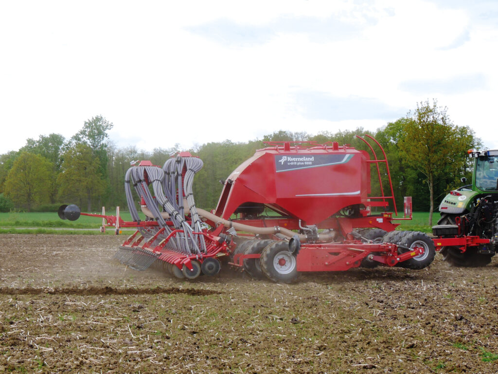 Посівна комбінація Kverneland U-drill plus від «Волинської Фондової Компанії»: п’ять операцій лише за один прохід агрегата