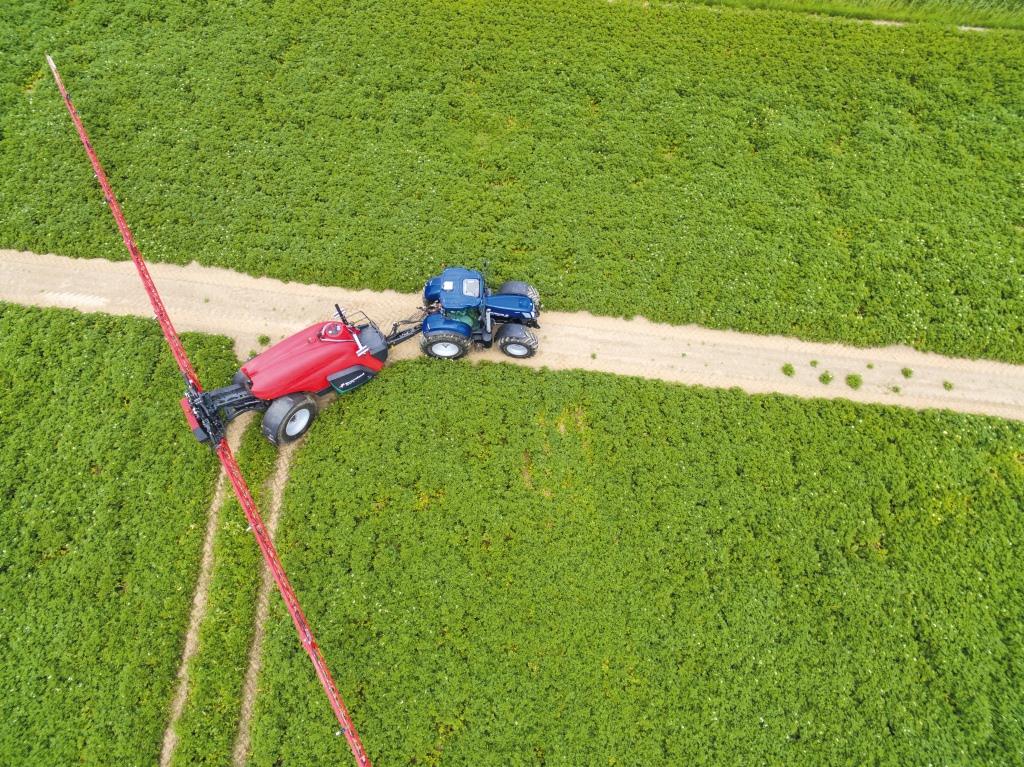 Обприскувач Kverneland iXtrack Т6 від «Волинської Фондової Компанії»: технології майбутнього вже сьогодні