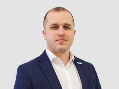 Роман Сластьон