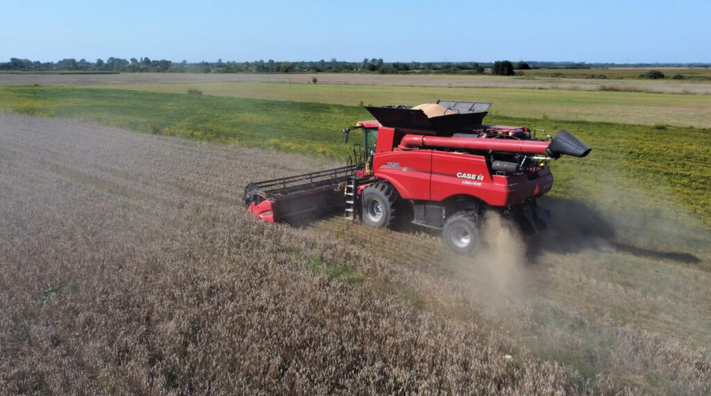 Економіка перемоги: чому аграрії обирають комбайни Case IH Axial-Flow