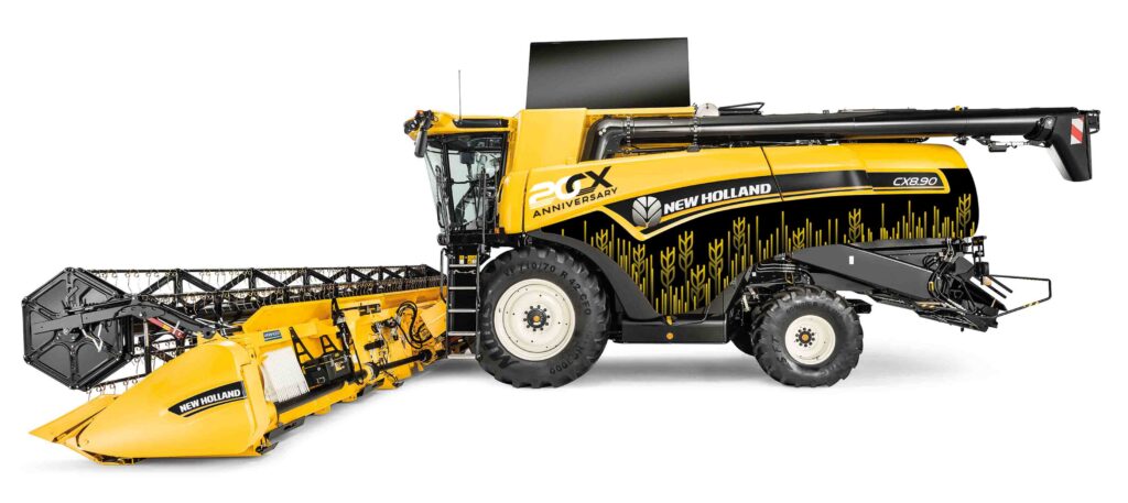 New Holland святкує 20-ту річницю з початку виробництва своєї флагманської серії зернозбиральних комбайнів CX