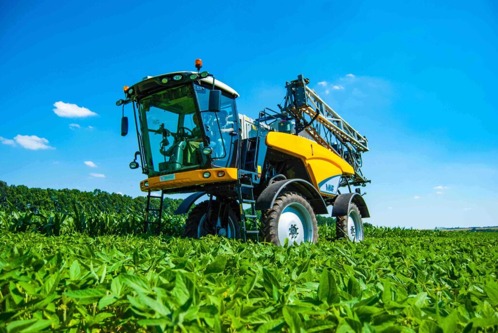 Компанія BOGUSLAV пропонує навчальні курси для тих, хто хоче отримати стабільну, високооплачувану роботу в агронапрямку