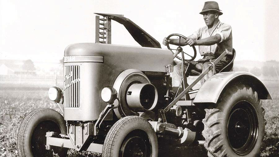 Гіганти с/г техніки: історія створення перших машин провідних компаній перші трактори виробництва Fendt