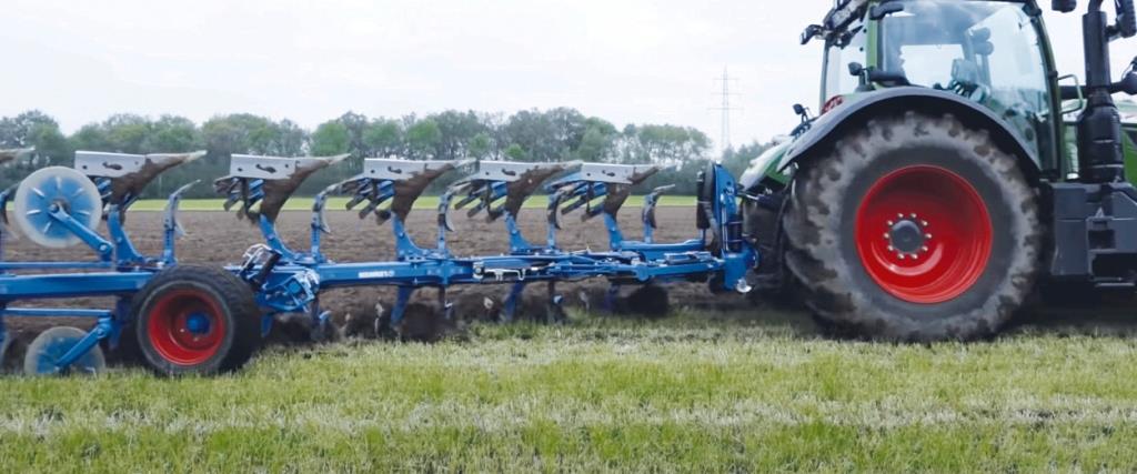 Напівнавісний чи навісний?