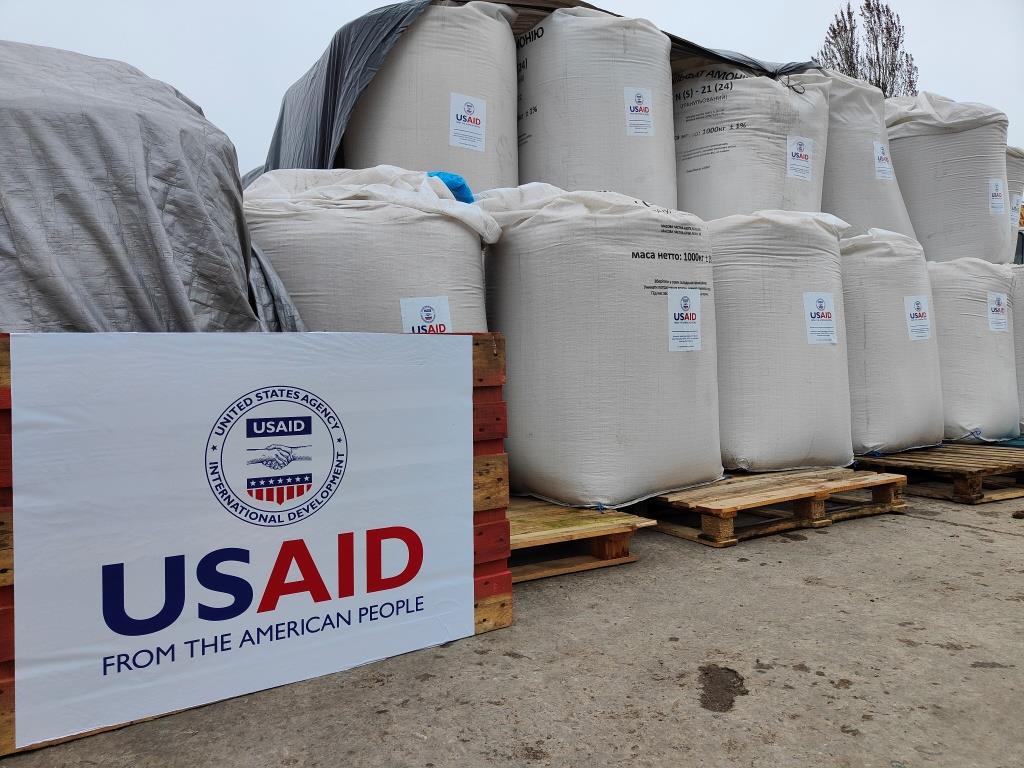 Програма USAID АГРО надасть 12 000 тонн мінеральних добрив для українських агровиробників