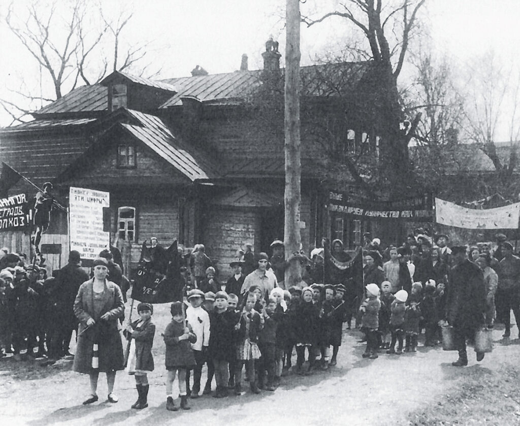 Розкуркулення: як радянська влада боролась із заможними та працьовитими селянами