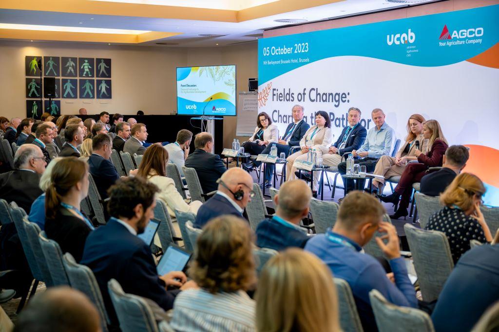 AGCO та УКАБ визначили пріоритети відновлення на міжнародній конференції в Брюсселі «Поля змін: окреслення шляху українського сільського господарства»
