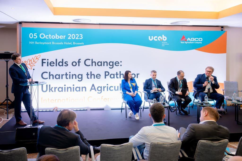 AGCO та УКАБ визначили пріоритети відновлення на міжнародній конференції в Брюсселі «Поля змін: окреслення шляху українського сільського господарства»