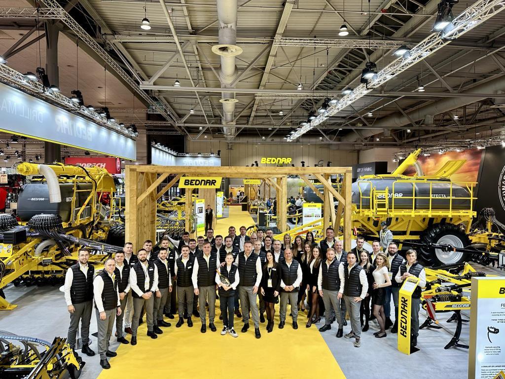 Нові горизонти в землеробстві: BEDNAR представив інноваційні агрегати на Agritechnica 2023