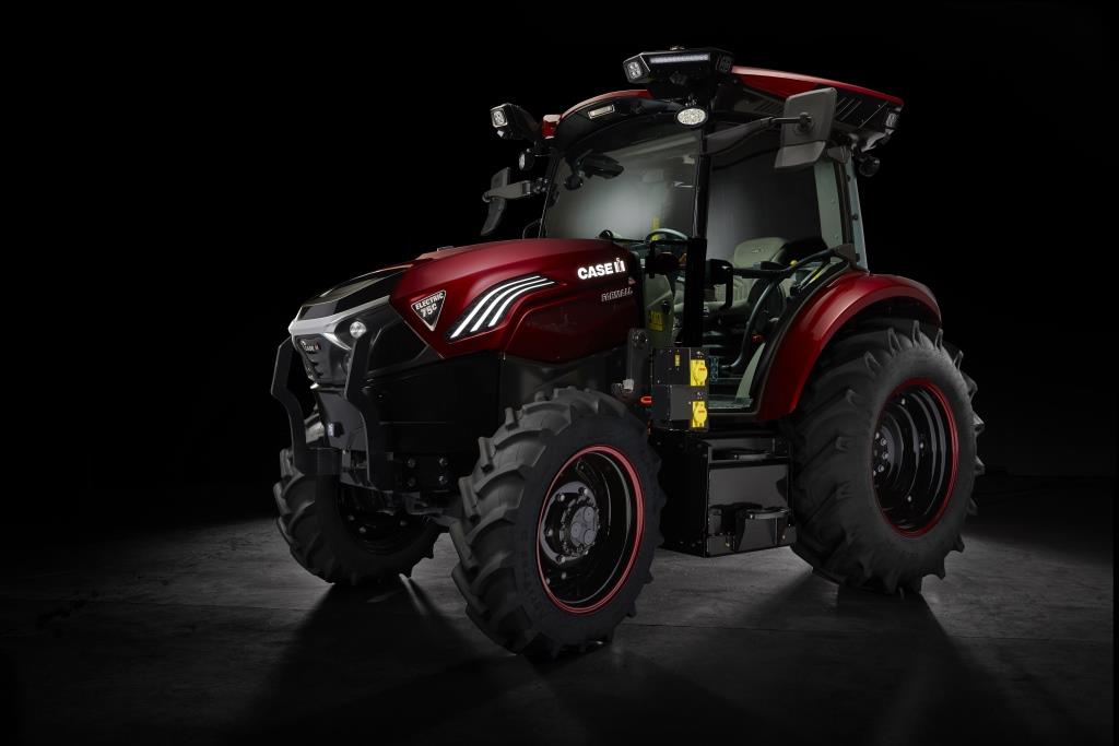 Case IH Farmall 75C Electric і Steiger Quadtrac 715 отримали нагороду Good Design Awards 2023