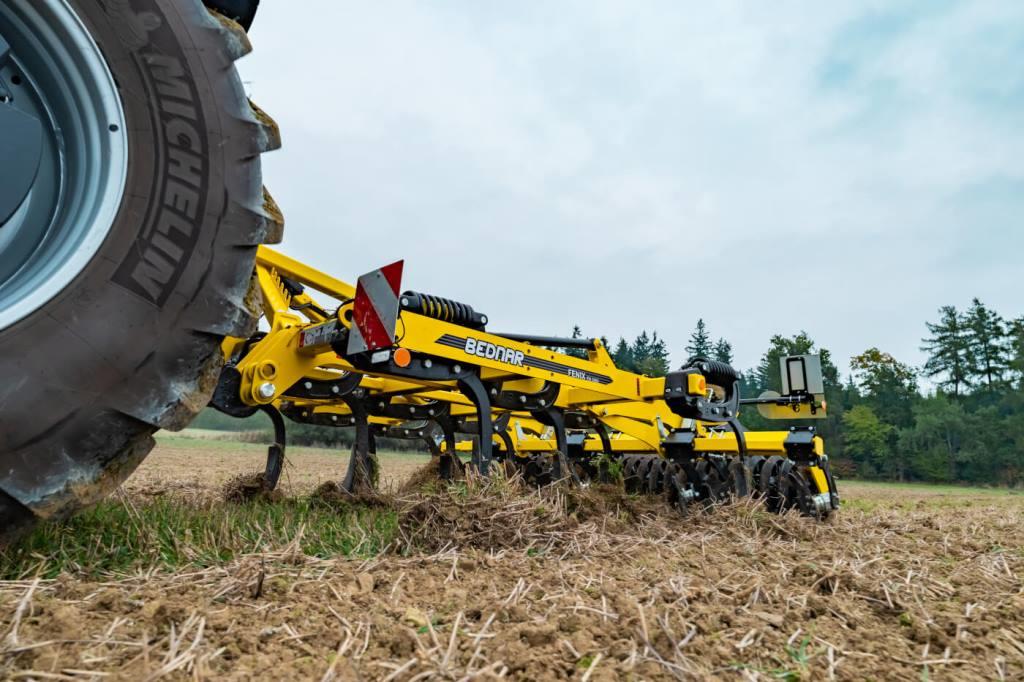 BEDNAR представляє нові моделі універсальних культиваторів VERSATILL VO_L та FENIX FN