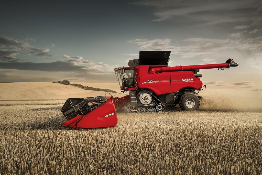 CASE IH Axial-Flow® серії 250 та MacDon FD2: нестримна сила та бездоганна майстерність для щедрого врожаю