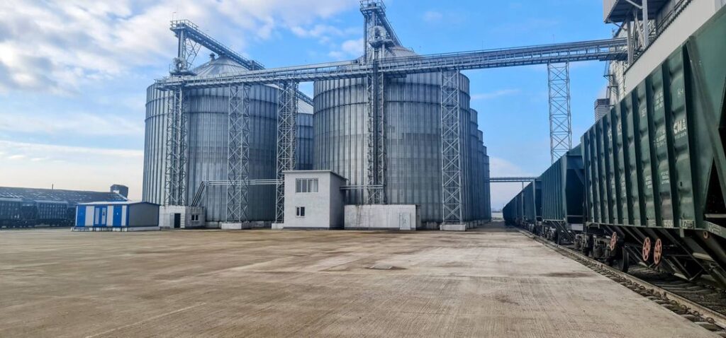 Контінентал знову нарощує свої елеваторні потужності