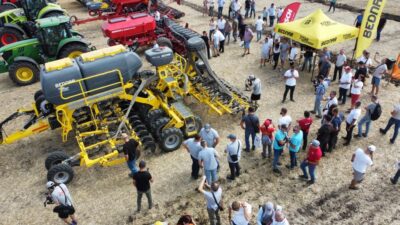 BEDNAR з офіційними дилерами АМАКО, Titan Machinery та НФМ Агро представив ряд цікавих актуальних технічних рішень на Дні поля Битва Агротитанів BEDNAR з офіційними дилерами АМАКО, Titan Machinery та НФМ Агро представив ряд цікавих актуальних технічних рішень на Дні поля Битва Агротитанів