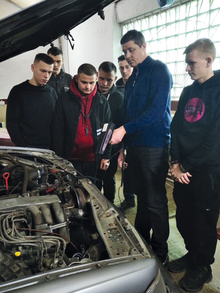 Ми ті, хто на плечах тримає Україну