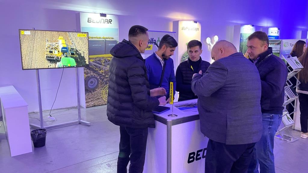 BEDNAR презентував новинку 2025 року на конференції OK Agro