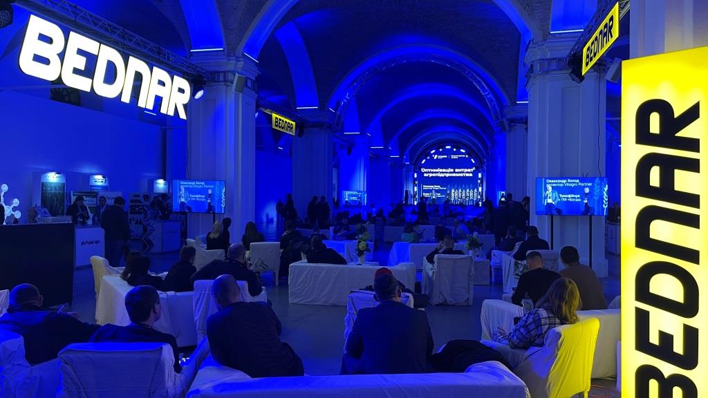 BEDNAR презентував новинку 2025 року на конференції OK Agro