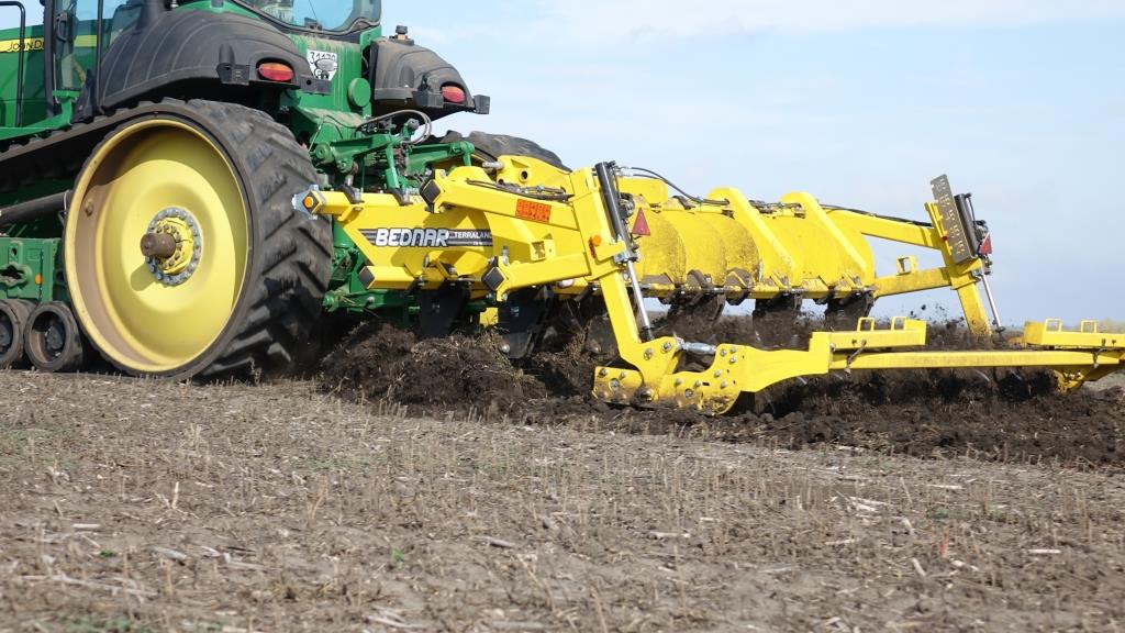 Ефективне землеробство: точні технології та індивідуальні підходи до кожного поля