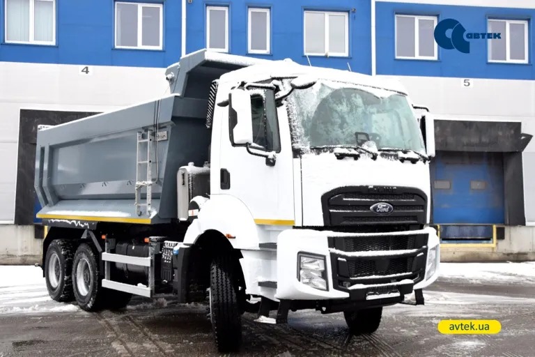 В Україні виготовили потужний самоскид на шасі Ford Trucks F-Line