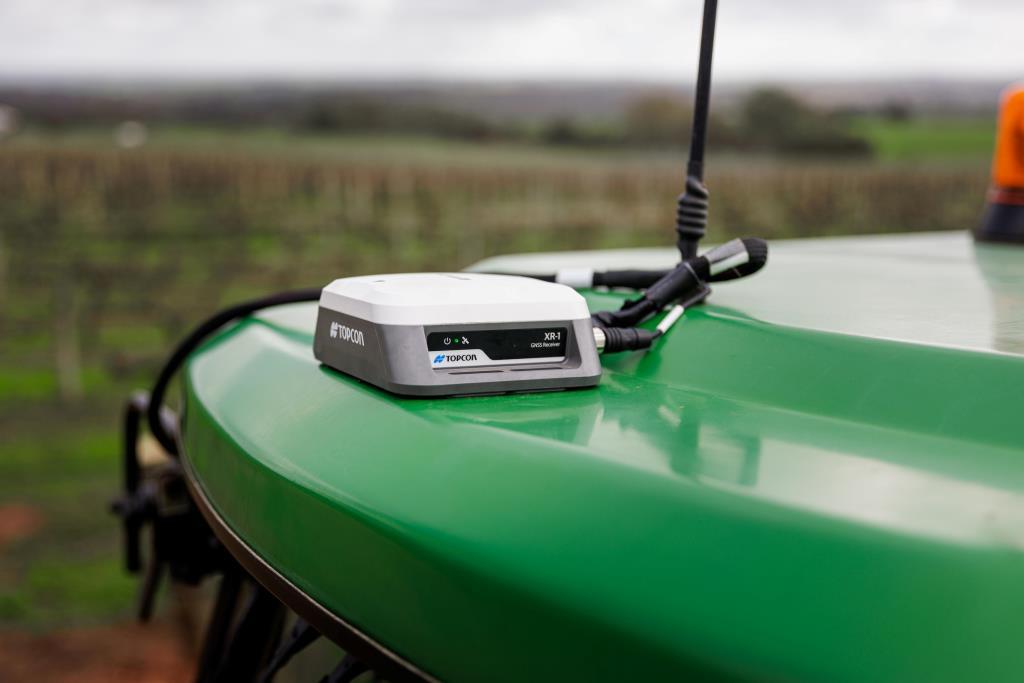 Доступність, точність і продуктивність. Автопілот Topcon Value Line Steering в Україні