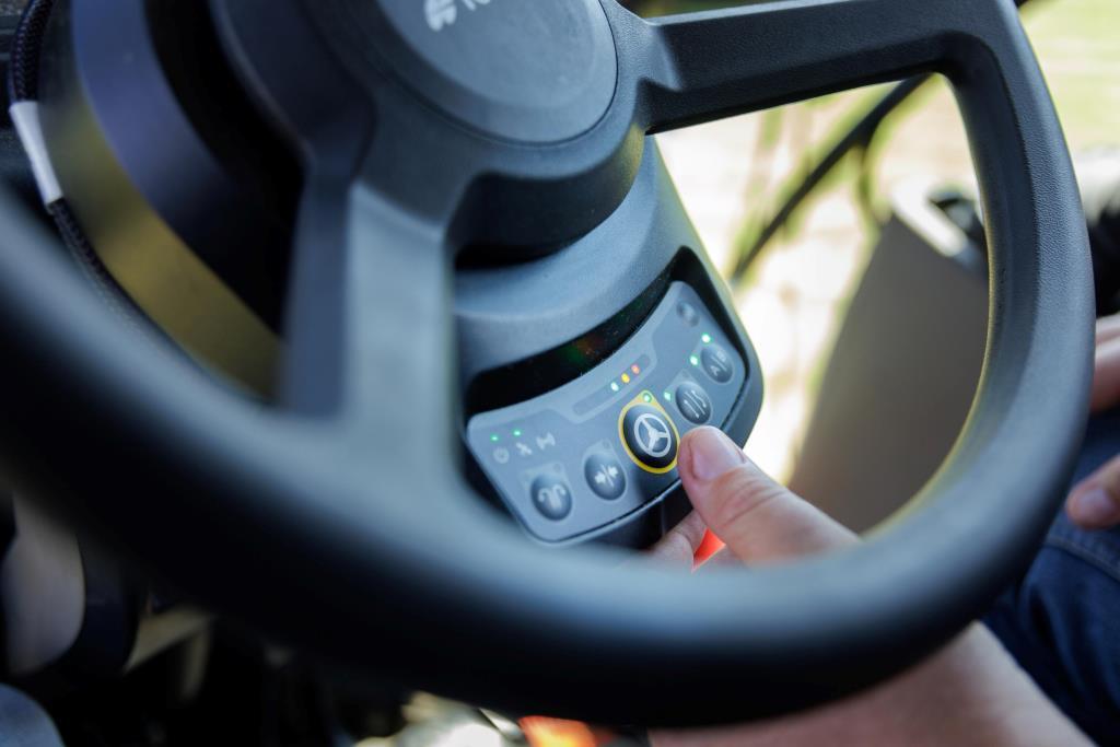 Доступність, точність і продуктивність. Автопілот Topcon Value Line Steering в Україні