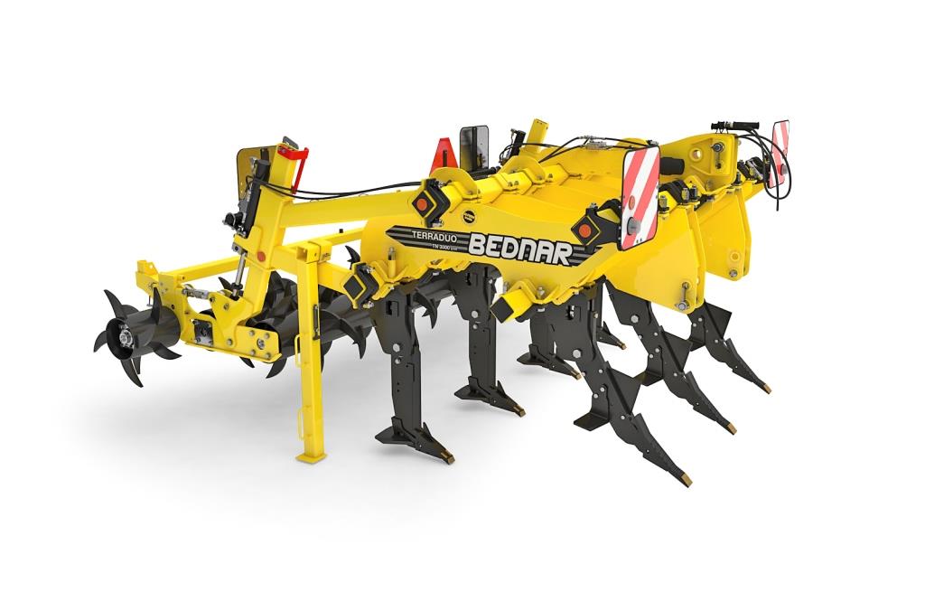 TERRADUO – нове слово в глибокому рихленні: покращення структури ґрунту без шкоди для його природного балансу