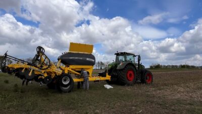 Ефективні технології для прибутку: як Strip-till допомагає аграріям