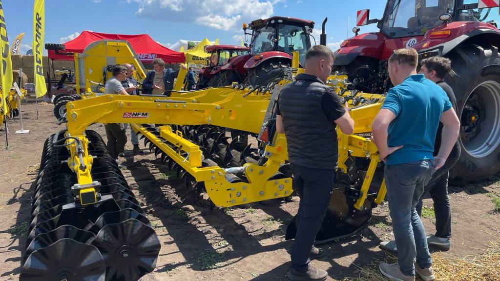 BEDNAR на AGRO Challenge: демонстрація інноваційної техніки для сучасного землеробства