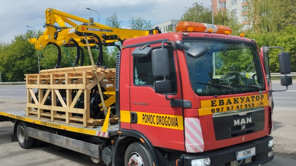 ТОВ «Компанія ЛАН» відвантажила свій перший культиватор FENIX FN 3003 від BEDNAR