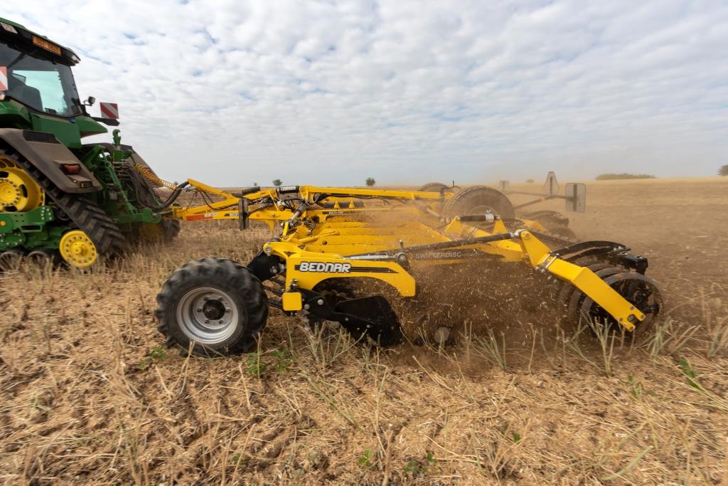 Бетон під колесами, ідеал у результаті: досвід українських аграріїв