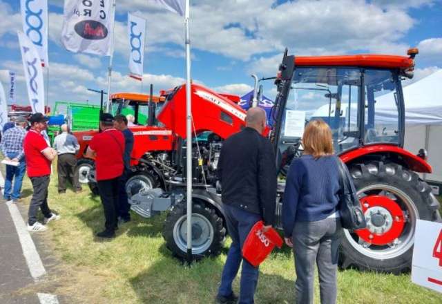 У Польщі представили трактори нового бренду