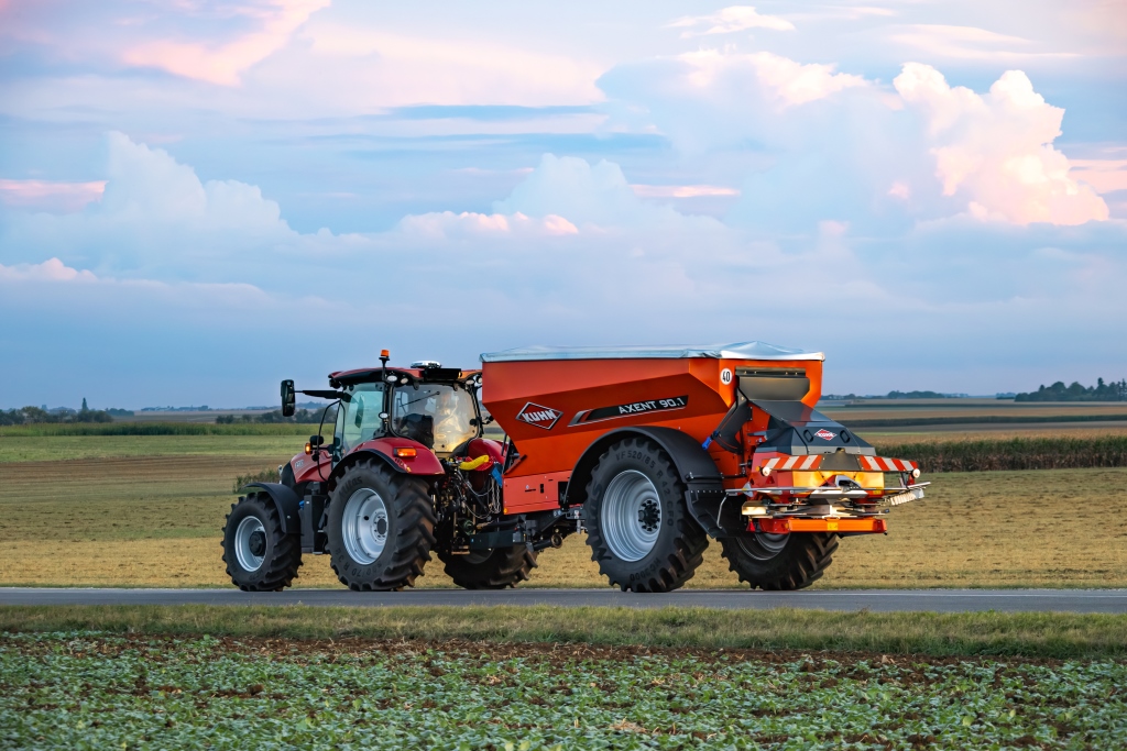 Вигідна програма обміну: викуп вживаних розкидачів та новий KUHN AXENT 90.1 для вашого господарства
