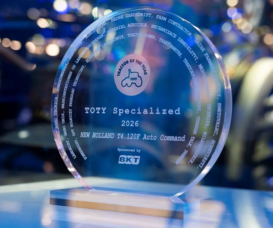 ChatGPT сказал: New Holland T4.120F Auto Command визнано найкращим спеціалізованим трактором року на конкурсі Tractor of the Year 2026