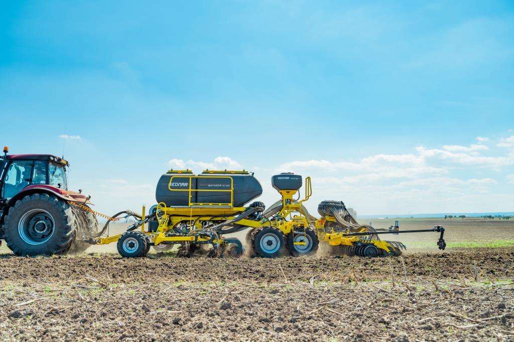 Зональний обробіток у дії: досвід фермерів із Німеччини з BEDNAR MATADOR