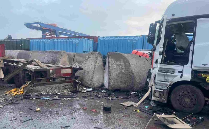 Ракетно-дроновий удар по портах Одещини: є загиблий, пошкоджена інфраструктура