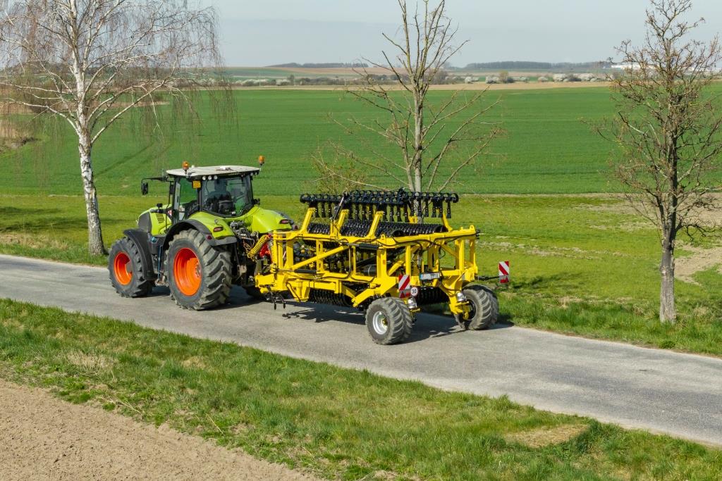 BEDNAR розширив модельний ряд котків GALAXY GE шириною 12,3 м