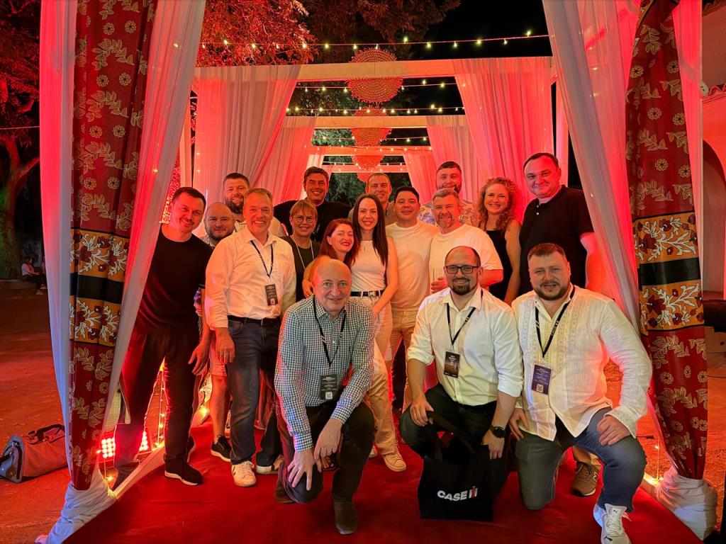 Тайтен Машинері Україна стала кращим дилером CASE IH за комерційними результатами 2025 року