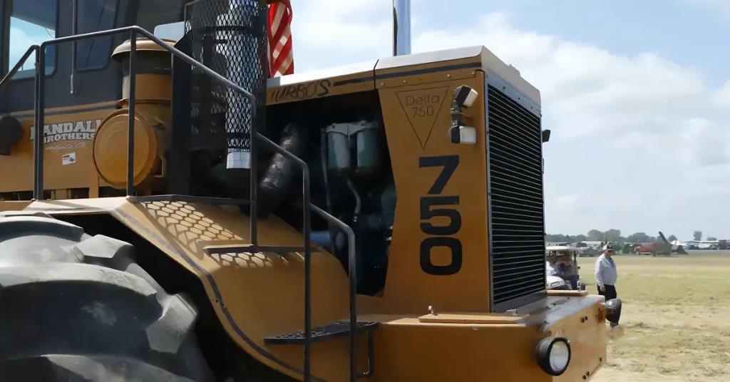  «Землетрус» серед тракторів: потужність і спадок Rite 750 Earthquake