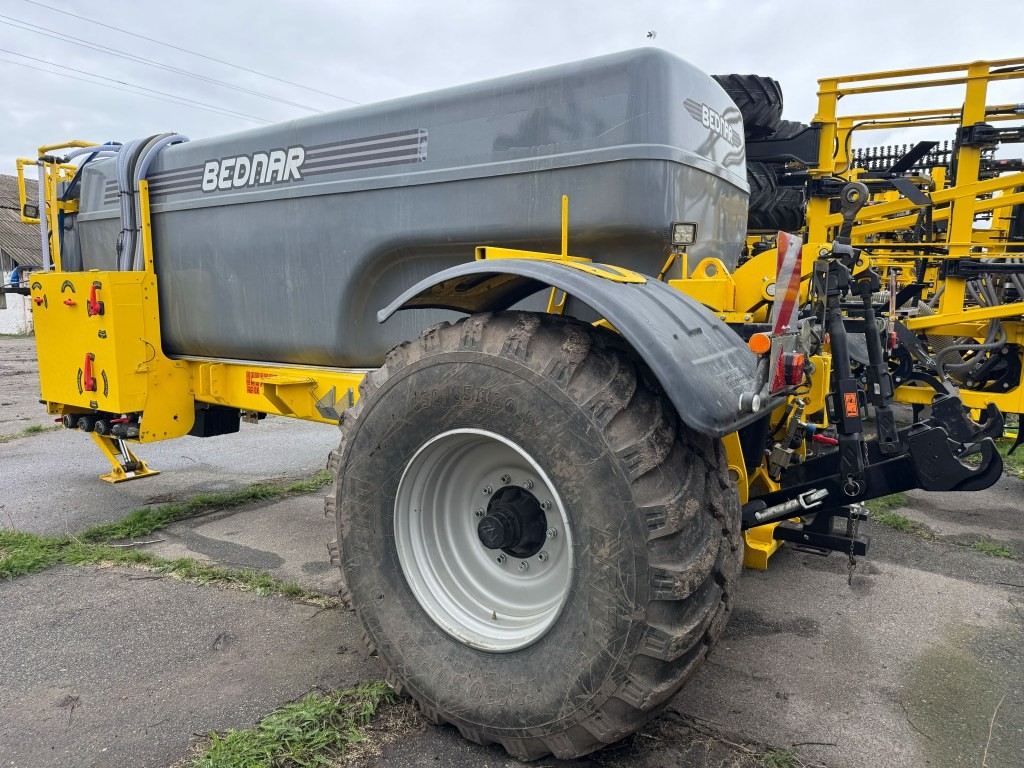 BEDNAR розпочав продажі бункерів для рідких добрив BEDNAR FERTI-TANK