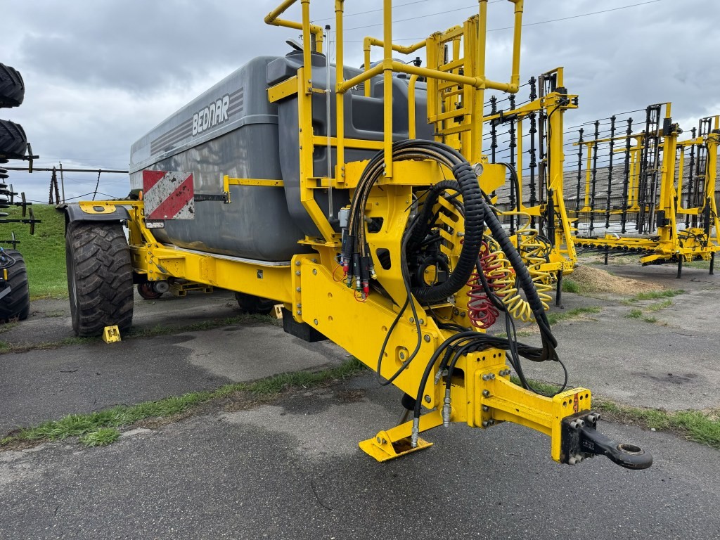 BEDNAR розпочав продажі бункерів для рідких добрив BEDNAR FERTI-TANK