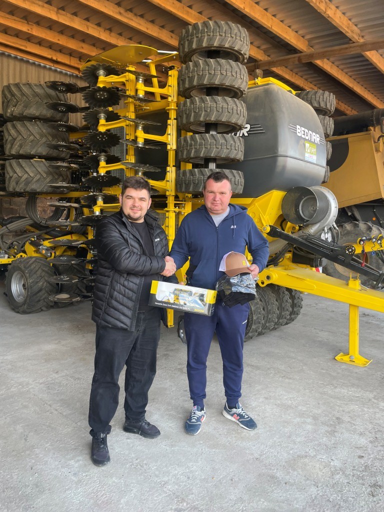 Менеджери з продажу техніки ТОВ «Компанія ЛАН» серед кращих по продажу техніки BEDNAR