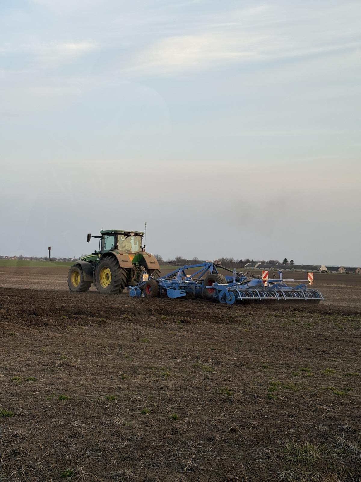 Lemken Karat у дії: як у ФГ «Весела Гора» знайшли ефективну альтернативу оранці