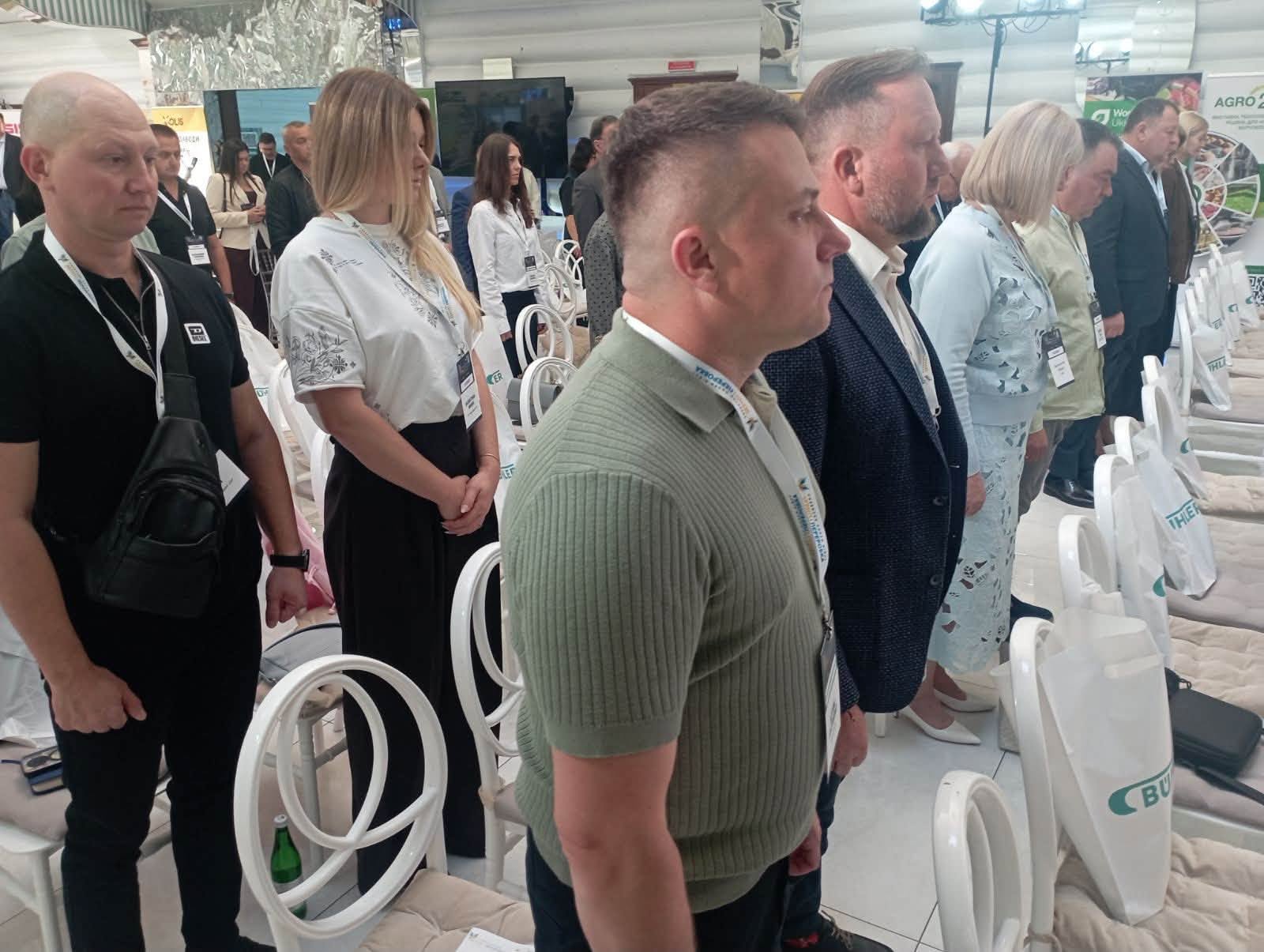 Розвиток зернопереробки в умовах війни обговорювали на конференції у Вінниці