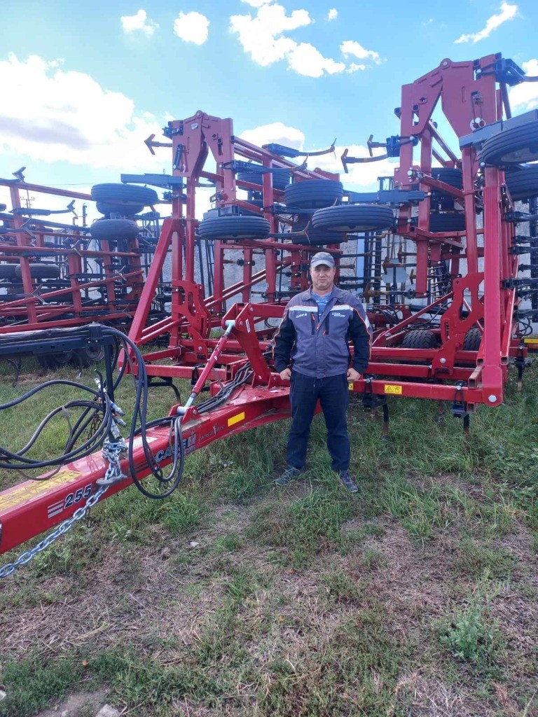 Культиватор Case IH Tiger-Mate 255 у роботі: три господарства про продуктивність, якість обробітку та роботу у складних умовах